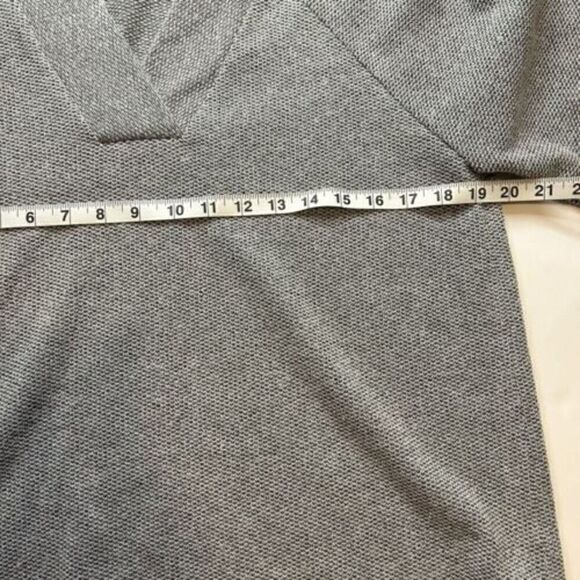 Bobeau V-Neck Kimono Pullover Heather Grey Medium - Picture 3 of 7